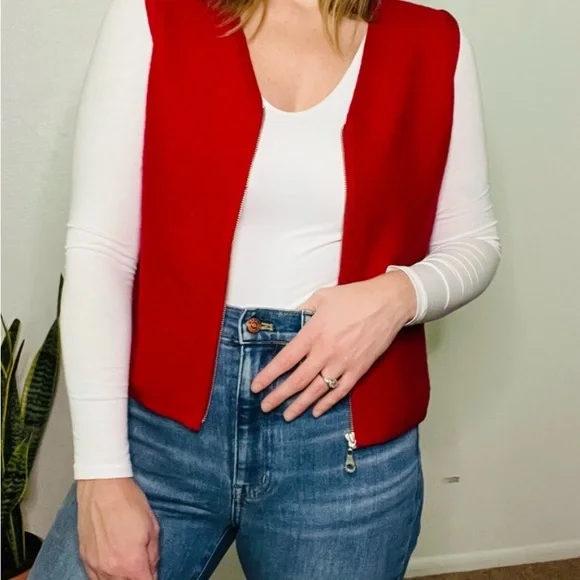 Vintage Express Tricot Bright Red Wool Vest - Picture 5 of 5